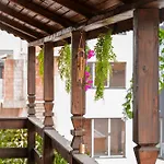 Casa Rosu Ξενοδοχείο *