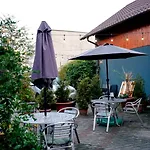 Casa Rosu *