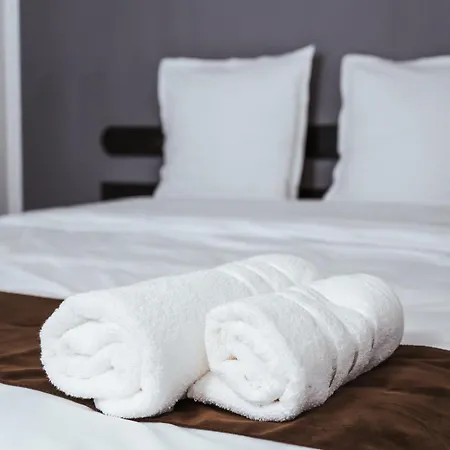 Casa Rosu Otel Kaloşvar
