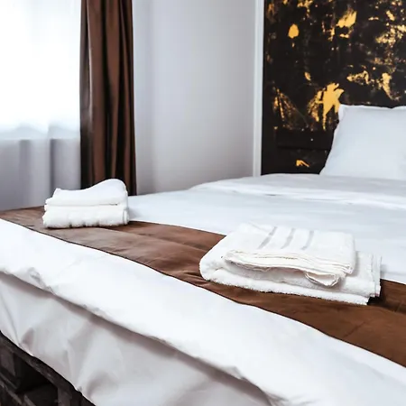 Casa Rosu * كلوج-نابوكا