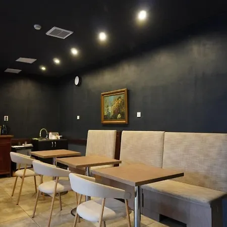 فندق Casa Rosu *