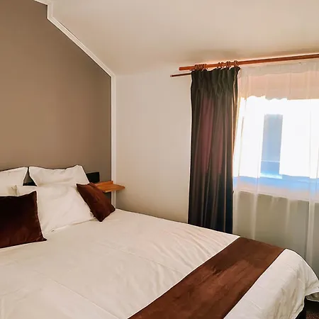 Casa Rosu Hotel